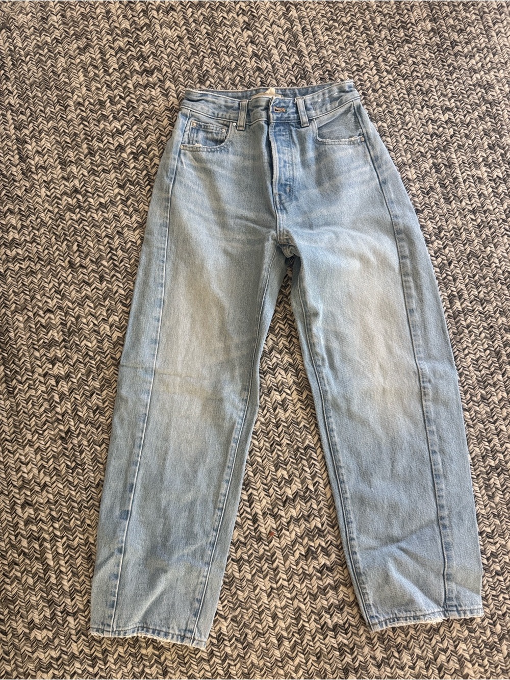 Madewell Curvy Pieced Barrel-Leg Jeans - Light Blue